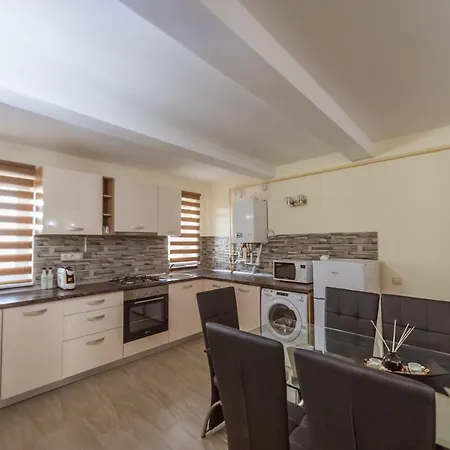 Luxury Desing * Pitesti